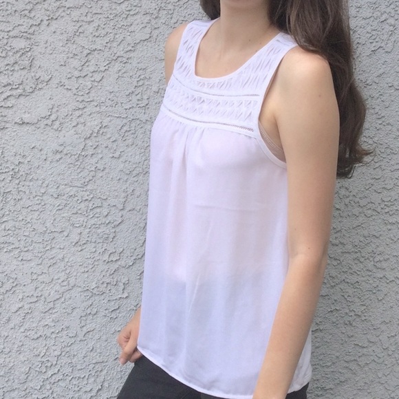 Elle Tops - Elle Kohl’s White Blouse Tank Top Shirt 👚